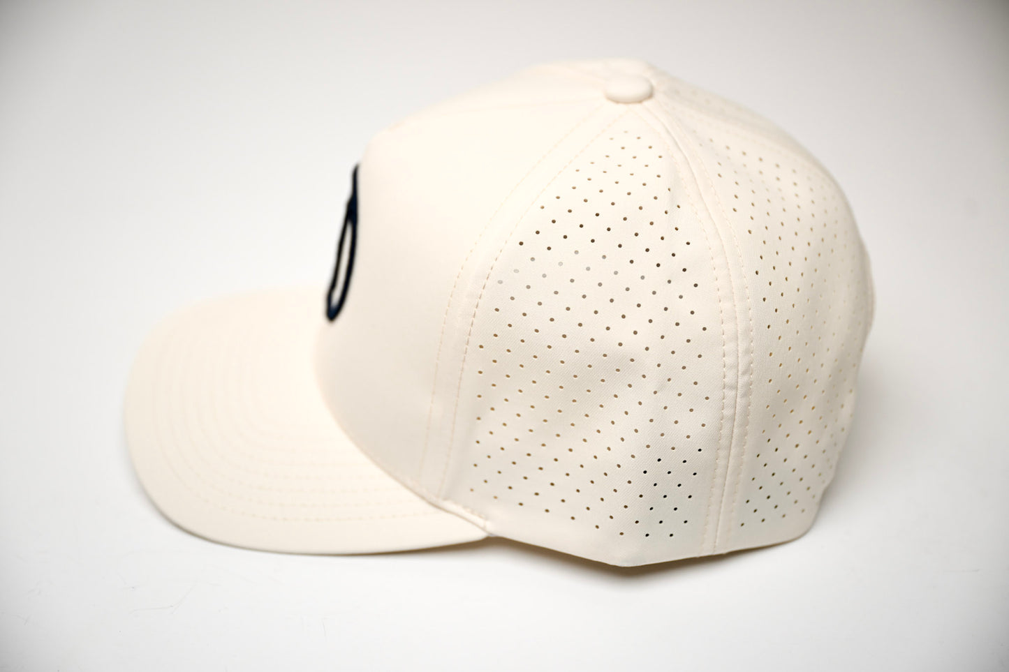 Vintage White & Navy